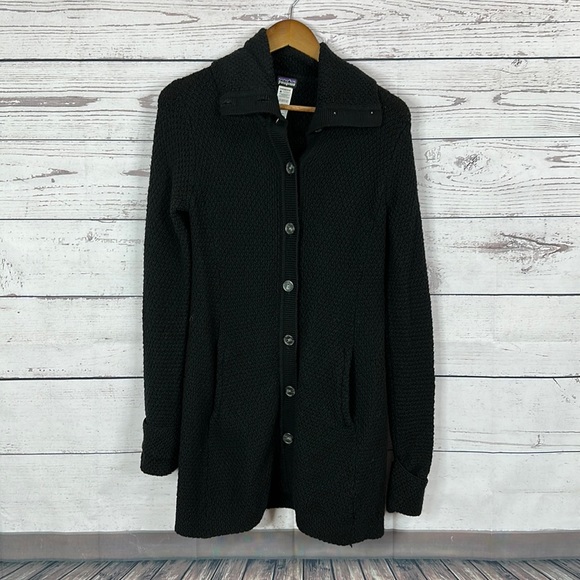 Patagonia Sweaters - Patagonia Womens Sweater size Medium Black Knit Merino Wool Button Cardigan